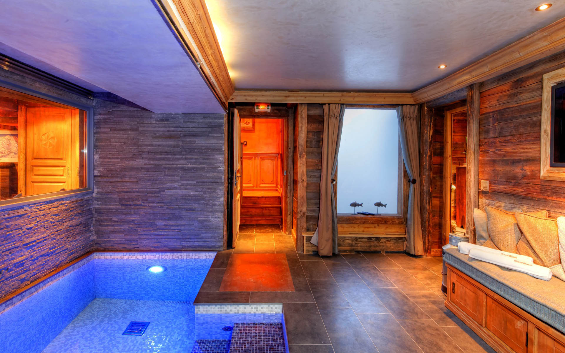 Chalet St Christophe, Courchevel 1850