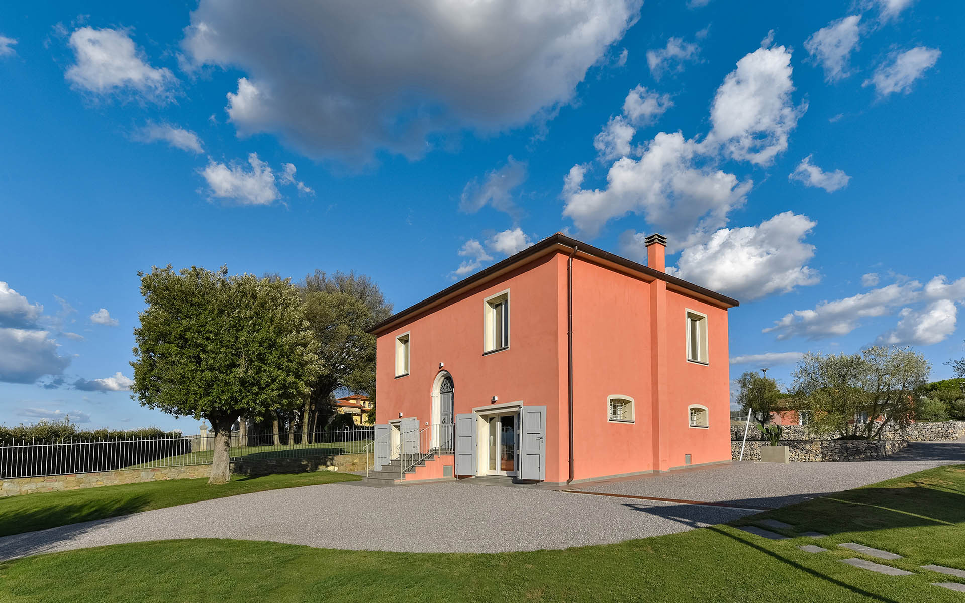 Villa Camelia, Tuscany
