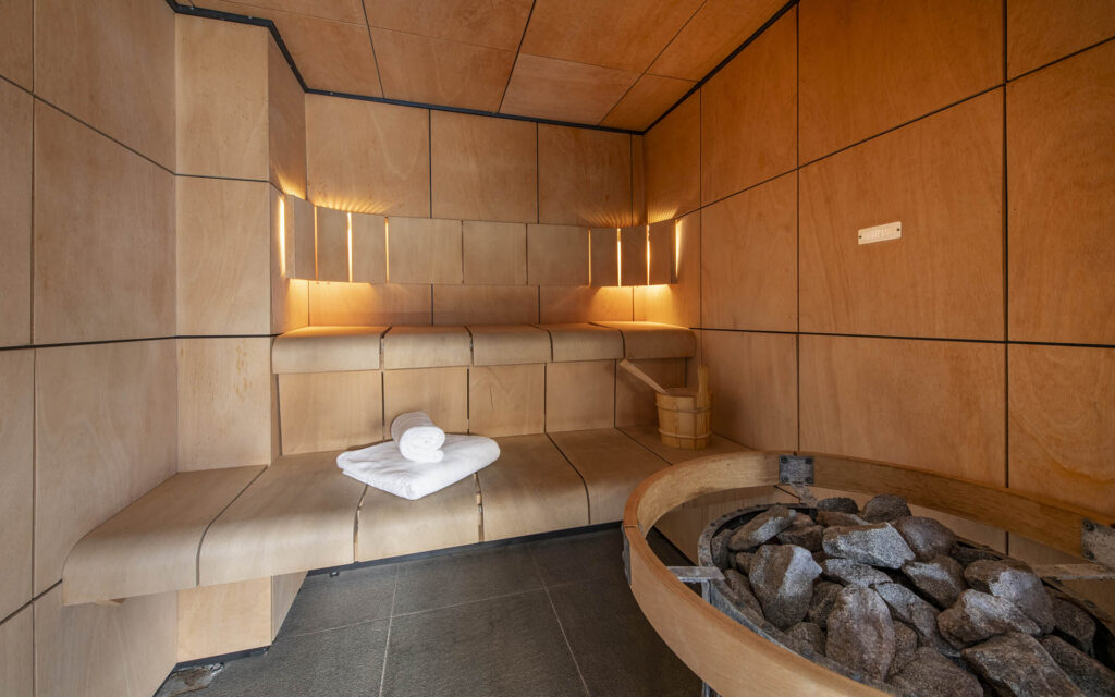 Chalet Genepi Luxury Ski Chalet Meribel France 42