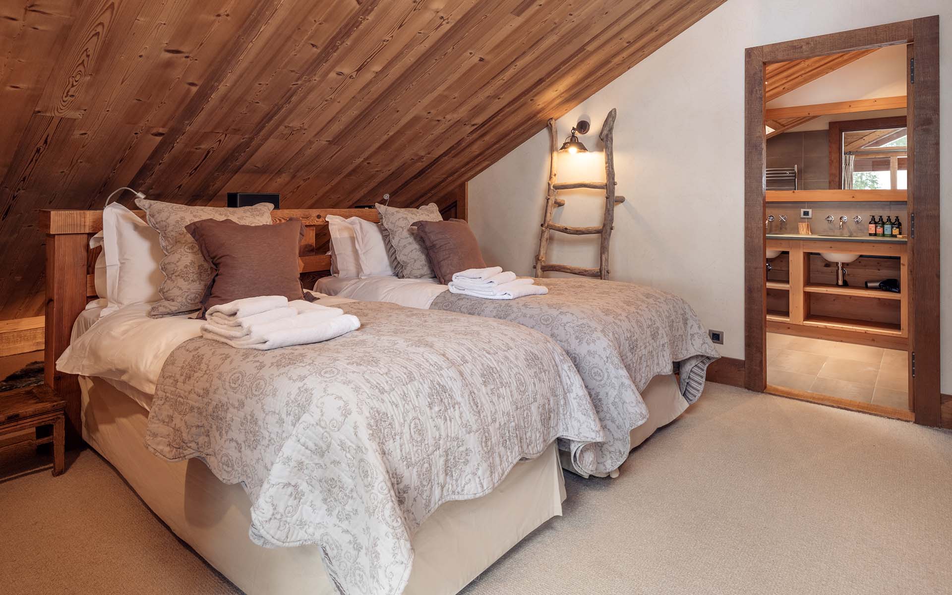 Chalet Lapin Blanc, Meribel