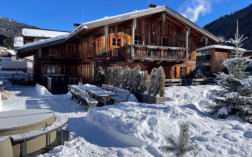 Chalet Tschoder Luxury Ski Chalet St Anton Austria