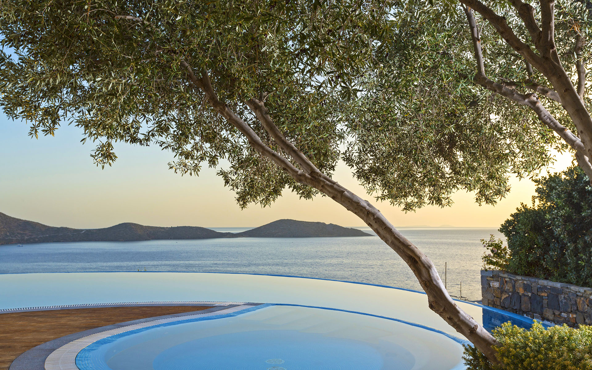 Presidential Spa Pool Villa, Crete