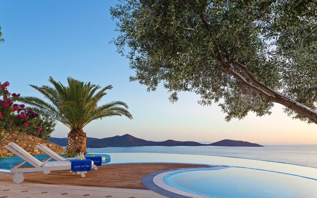 EGV   3BD Presidential Spa Pool Villa1