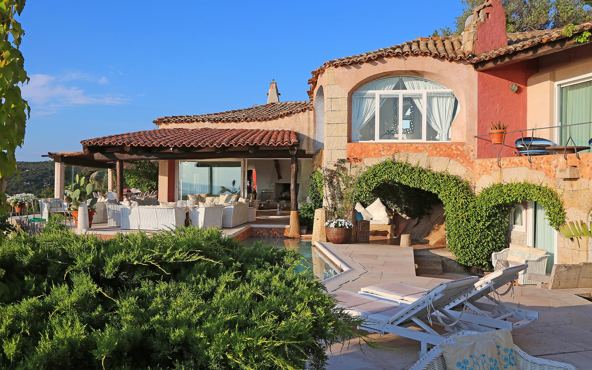 Villa Aniya, Sardinia