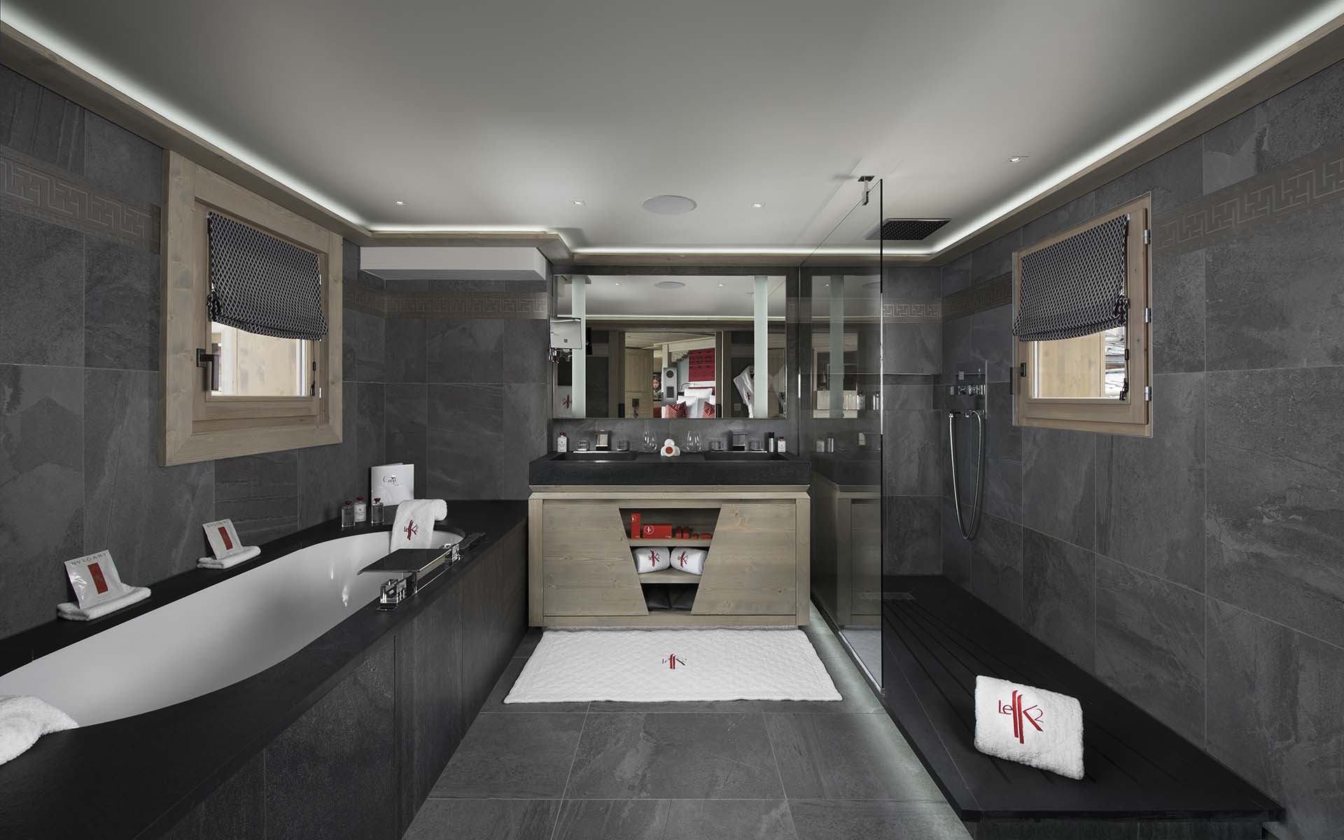 Hotel Le K2 Altitude, Courchevel 1850