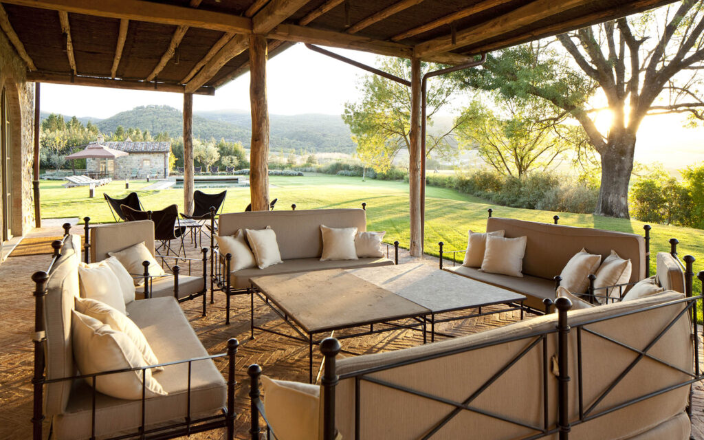 RWCdB Villa Biondi Outdoor Patio