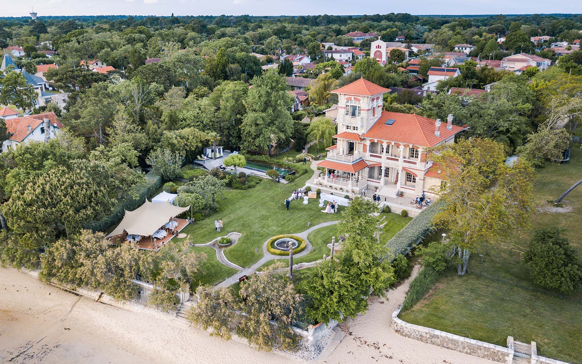 Principal image
