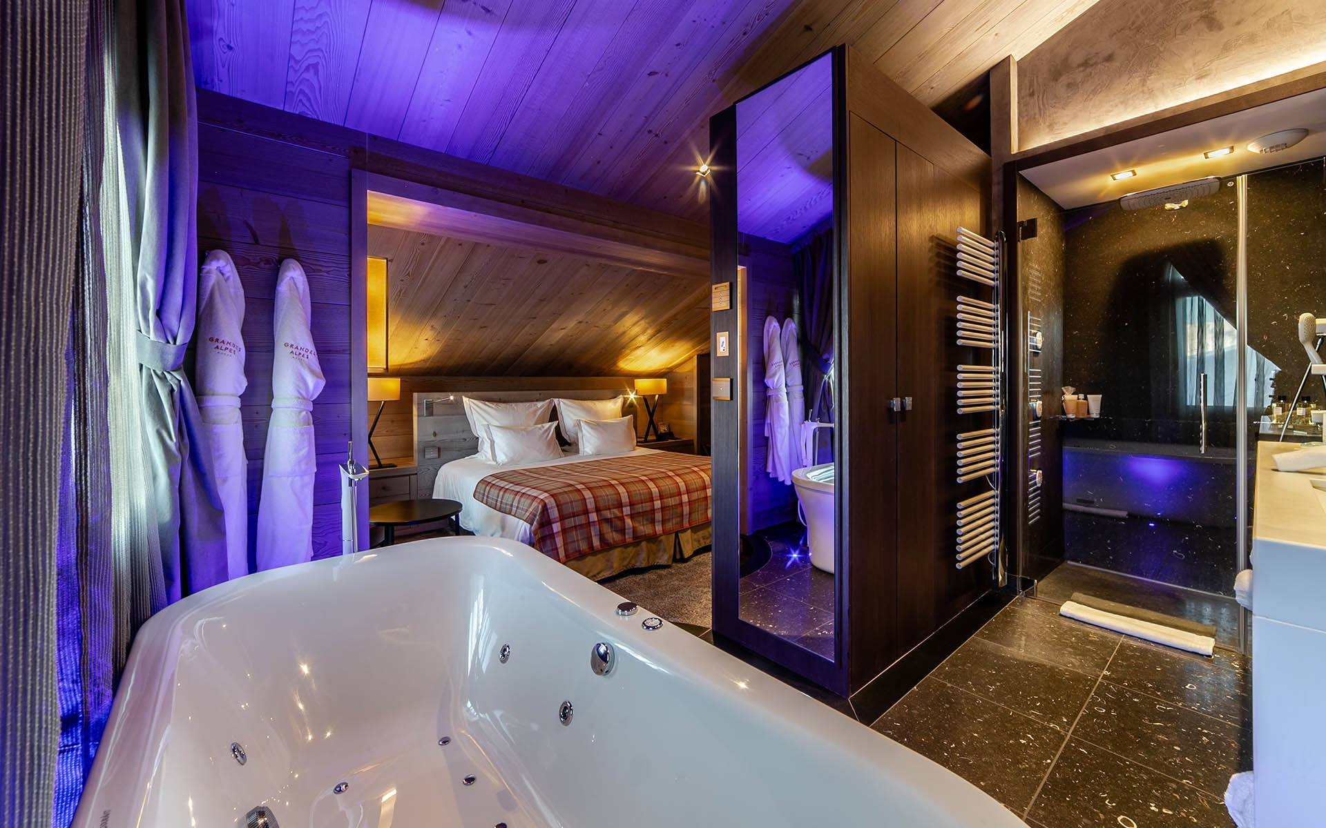 Emerald Apartment, Courchevel 1850