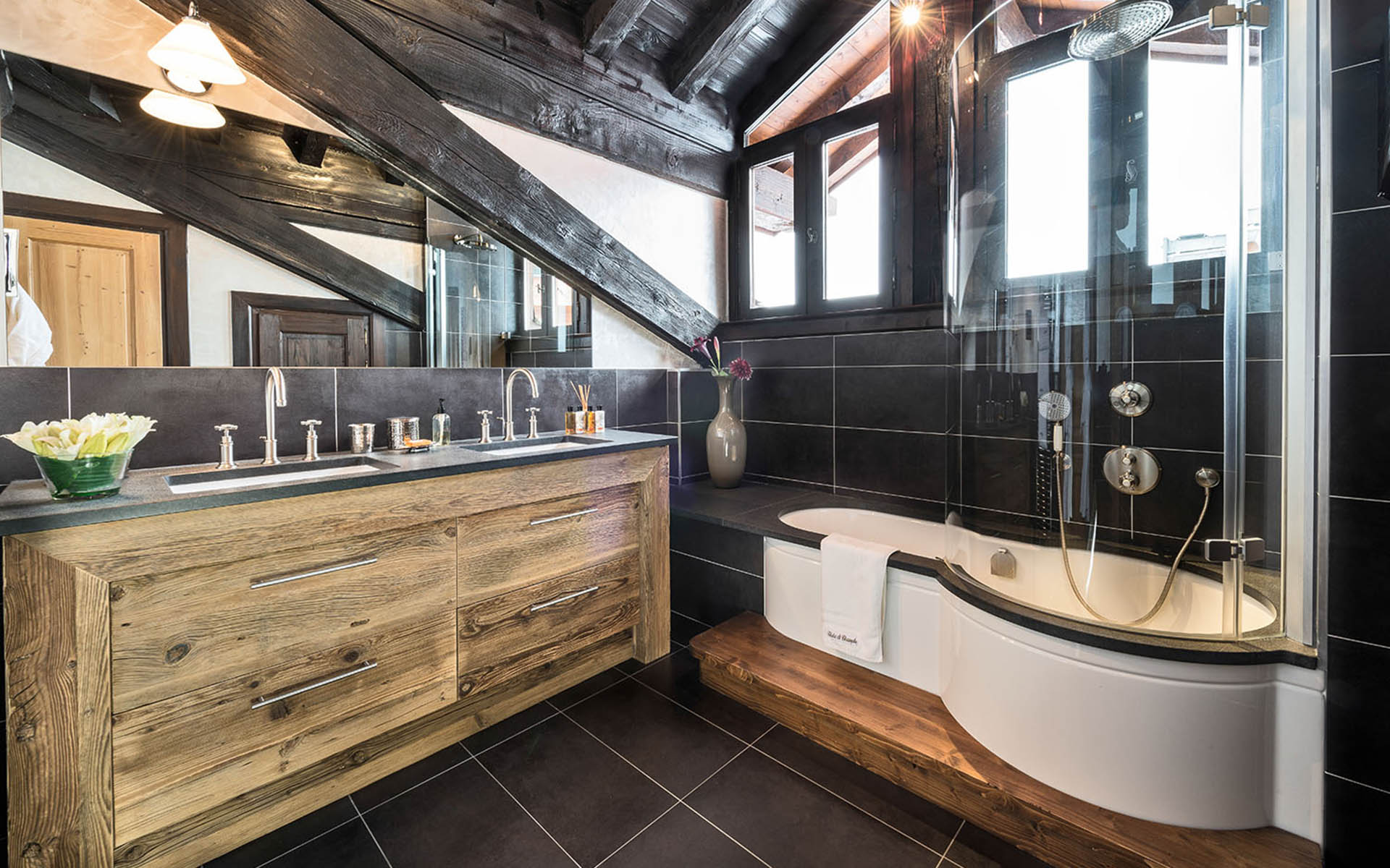 Chalet St Christophe, Courchevel 1850