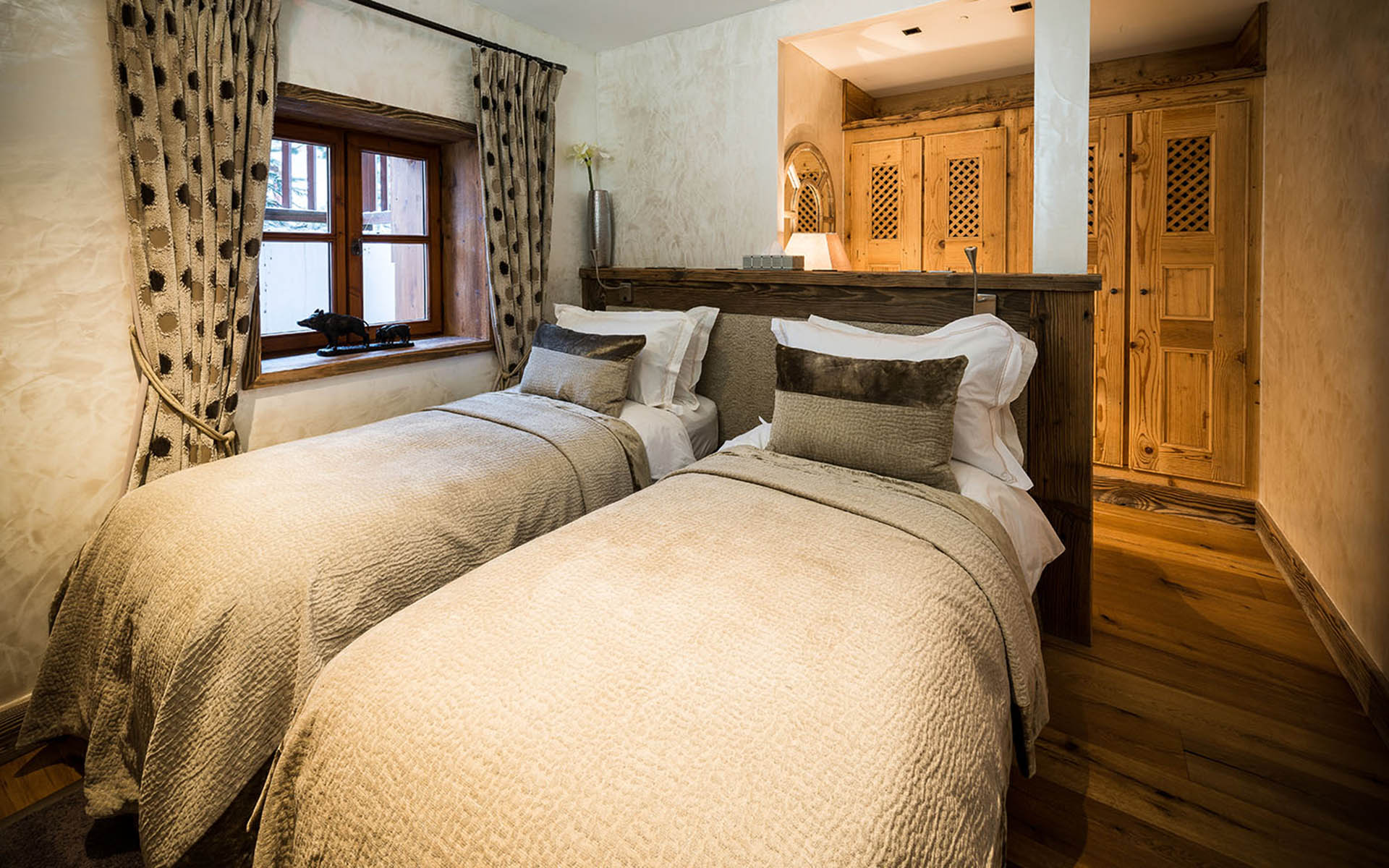 Chalet St Christophe, Courchevel 1850