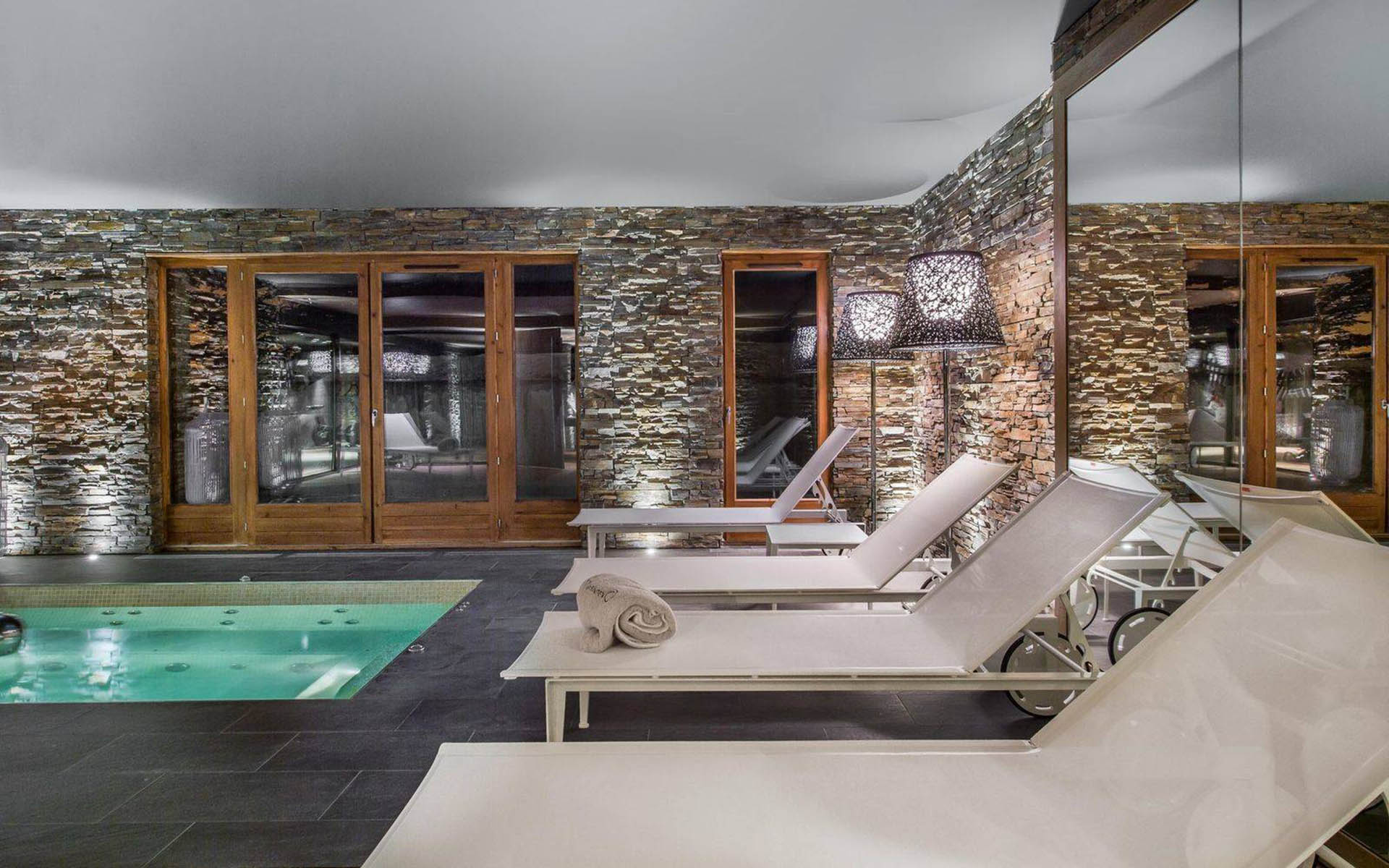 Chalet Moriond, Courchevel 1650