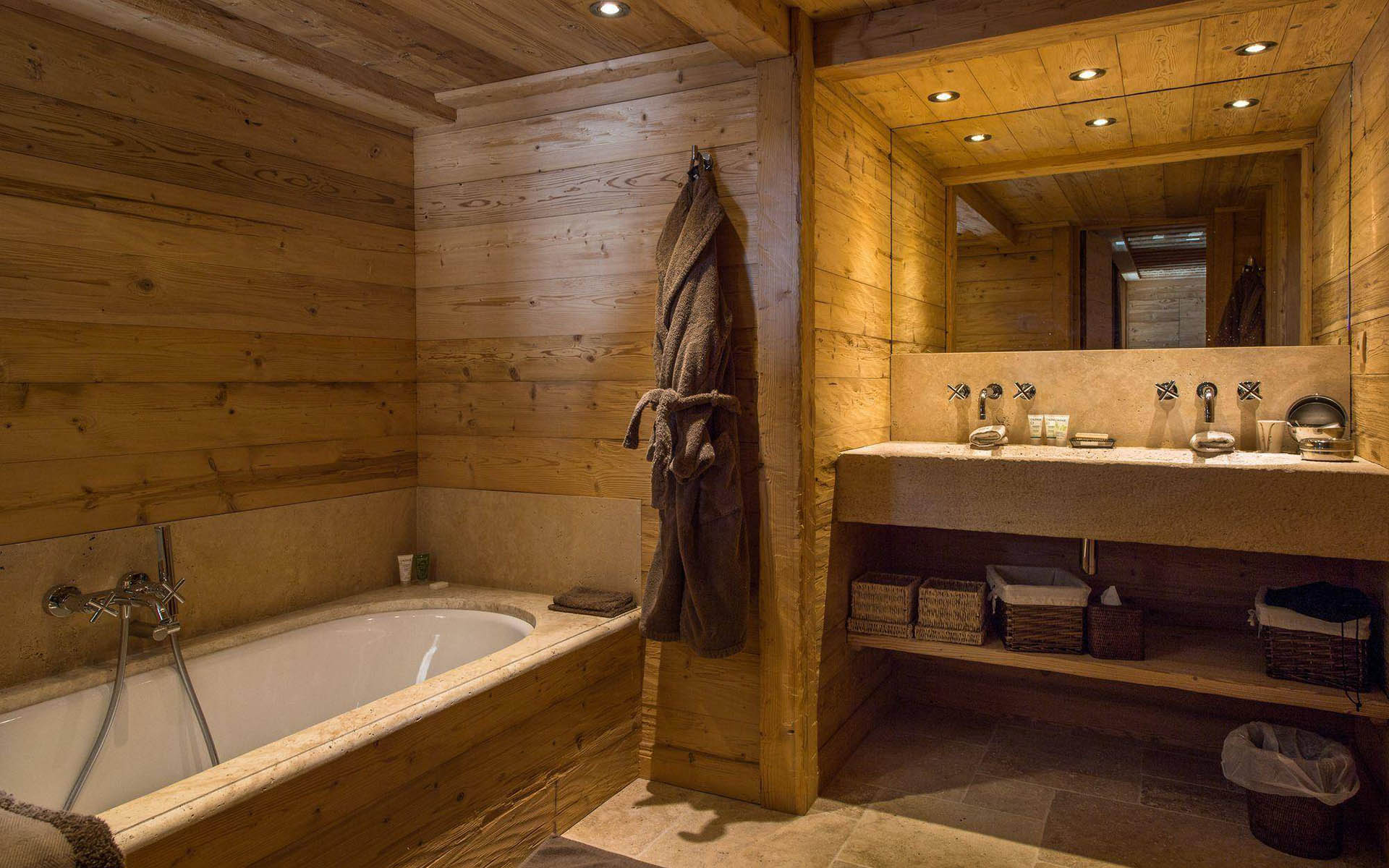 SHL Lodge, Meribel