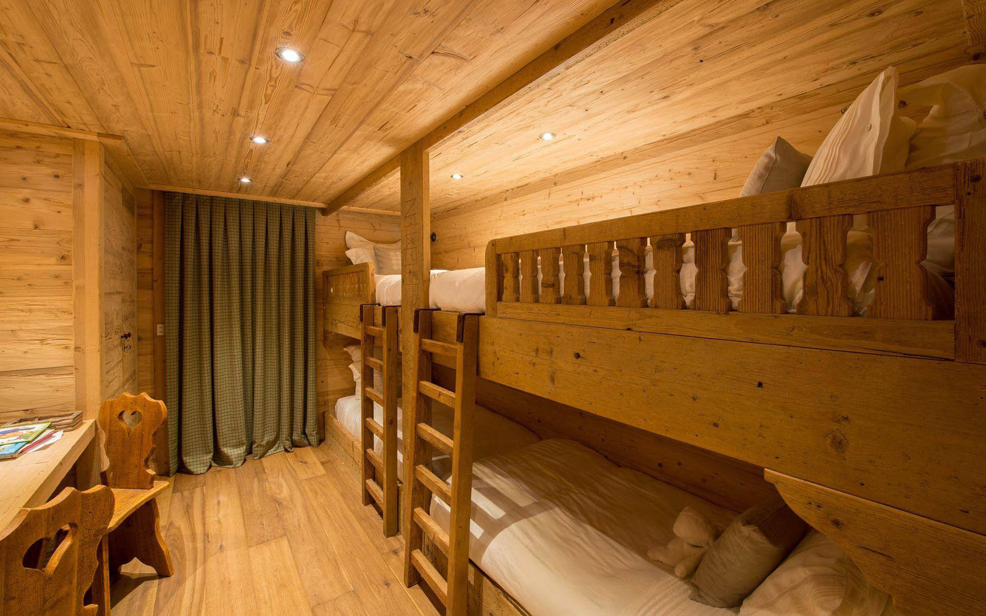 SHL Lodge, Meribel