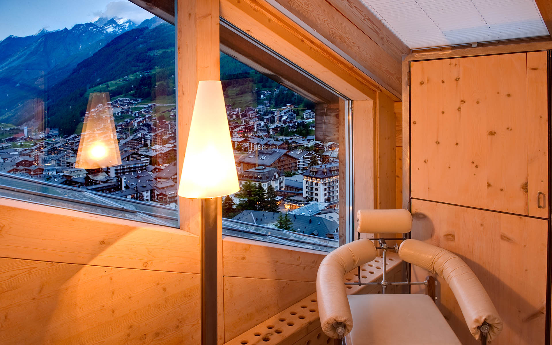 Heinz Julen Penthouse, Zermatt