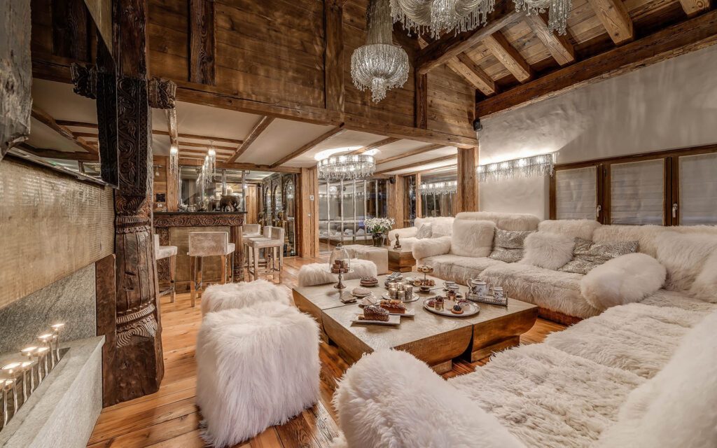 Chalet Marco Polo Bar2, The Finest Luxury Ski Chalets &amp; Villas - Firefly Collection