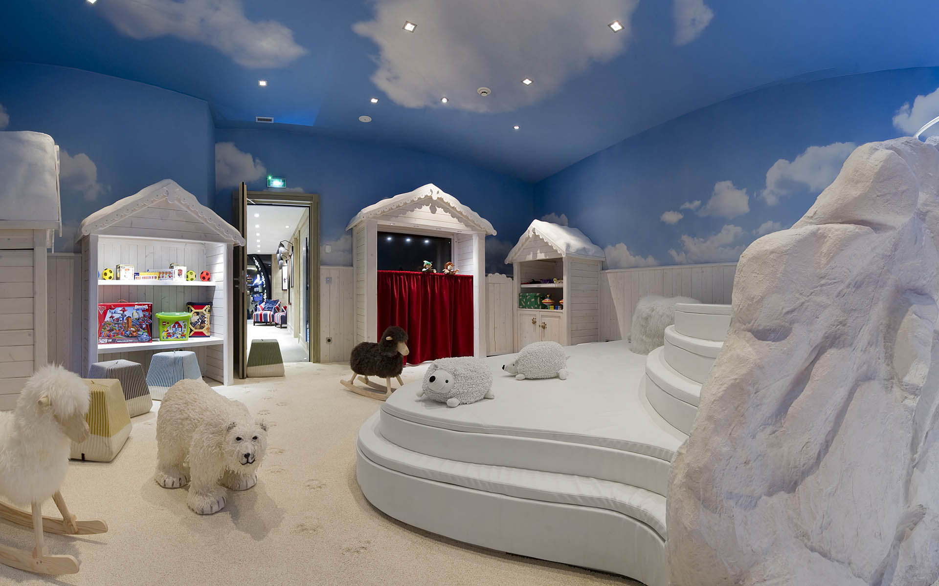 Best of: Ski Chalets with Playrooms/Games Rooms