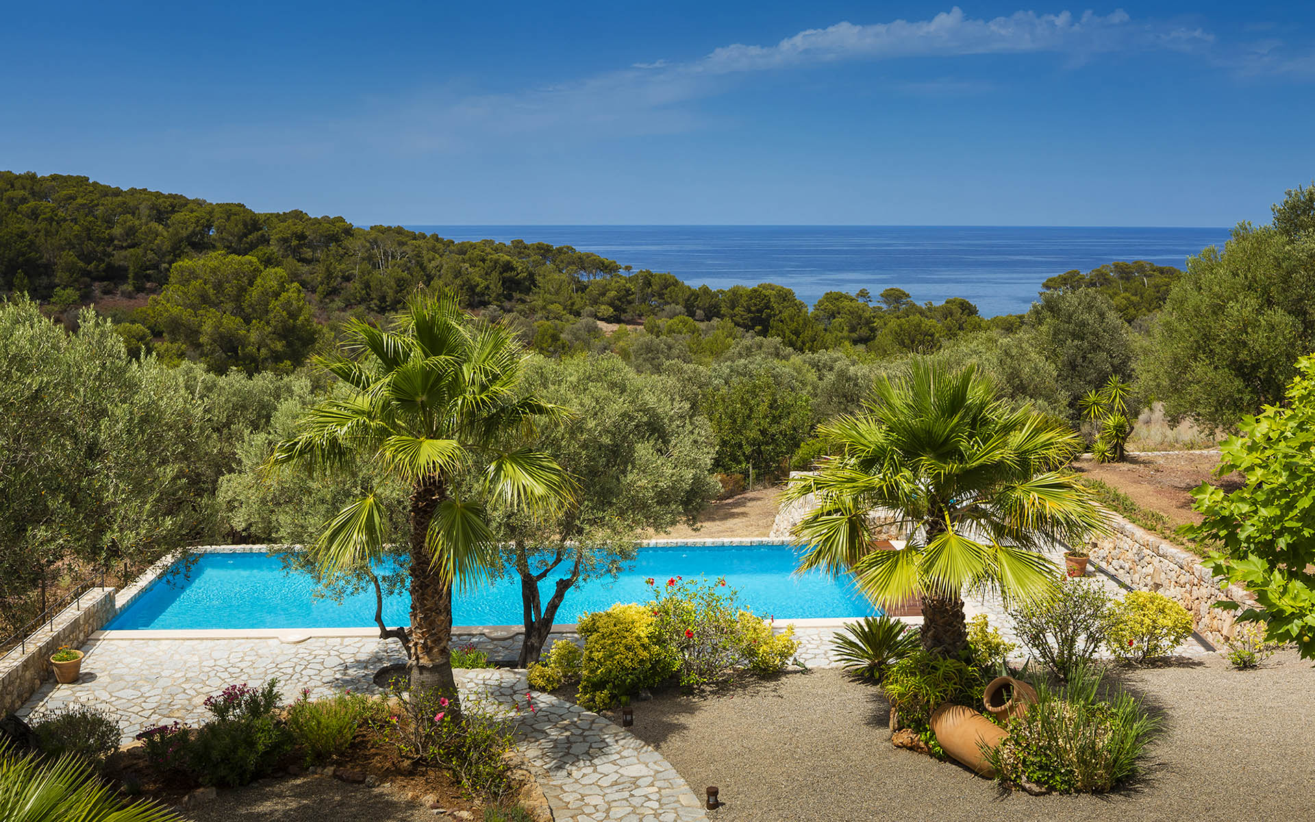 Sa Terra Rotja, Majorca