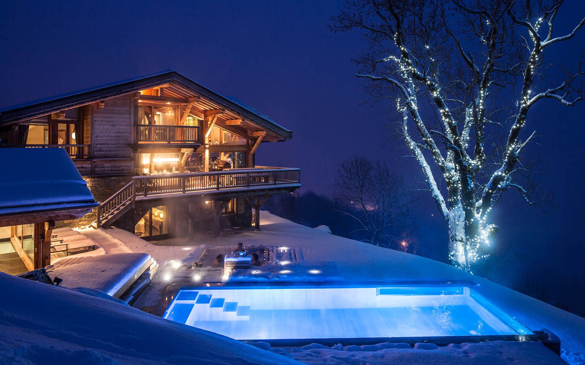 Our Top Ski Chalets with Hot Tubs