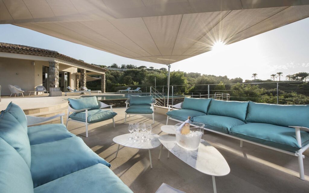 Waters Edge sun terrace