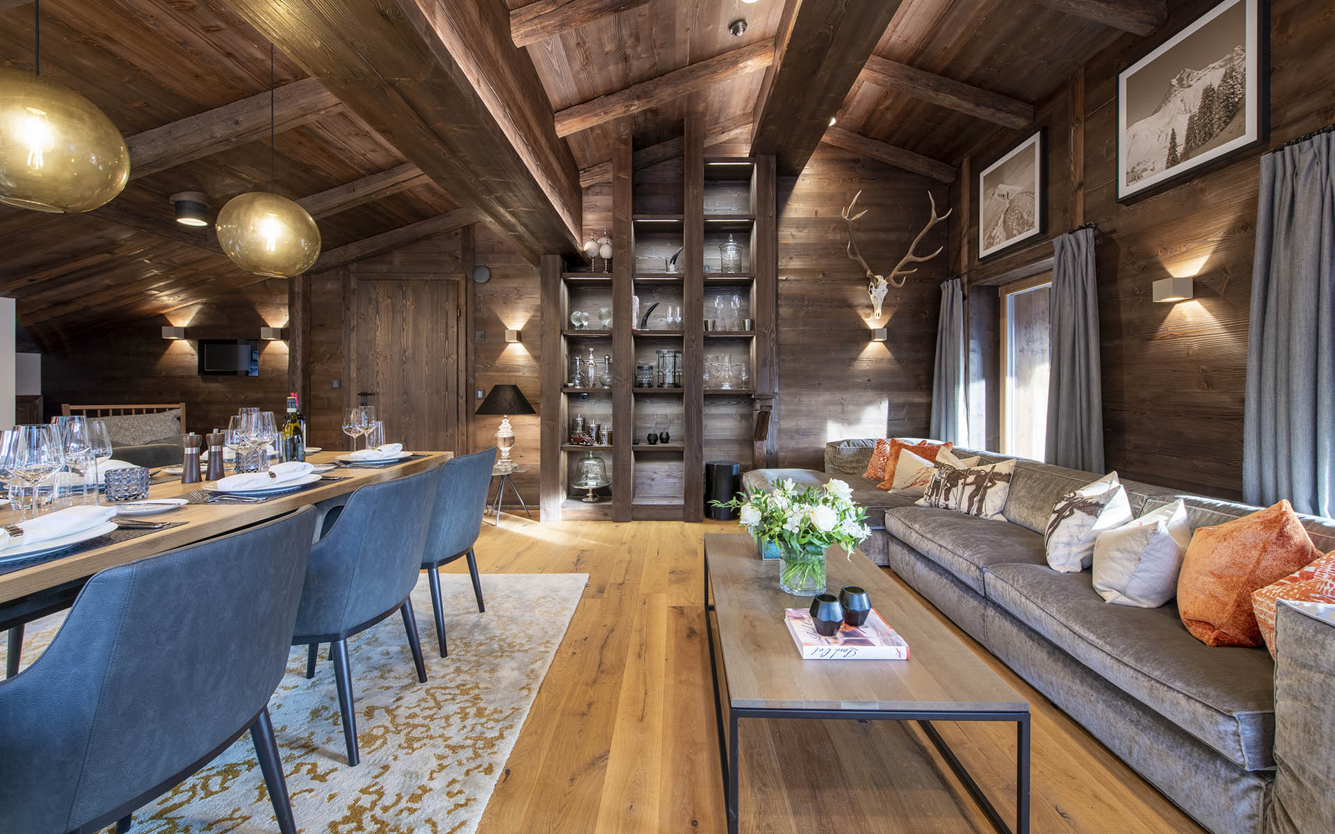 Balegia Penthouse, Lech