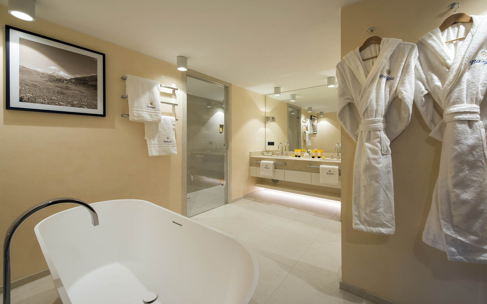Balegia Penthouse, Lech
