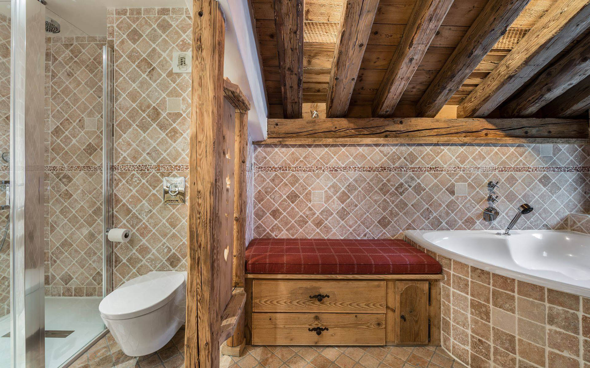 Chalet Les Trois Soeurs, Courchevel 1850