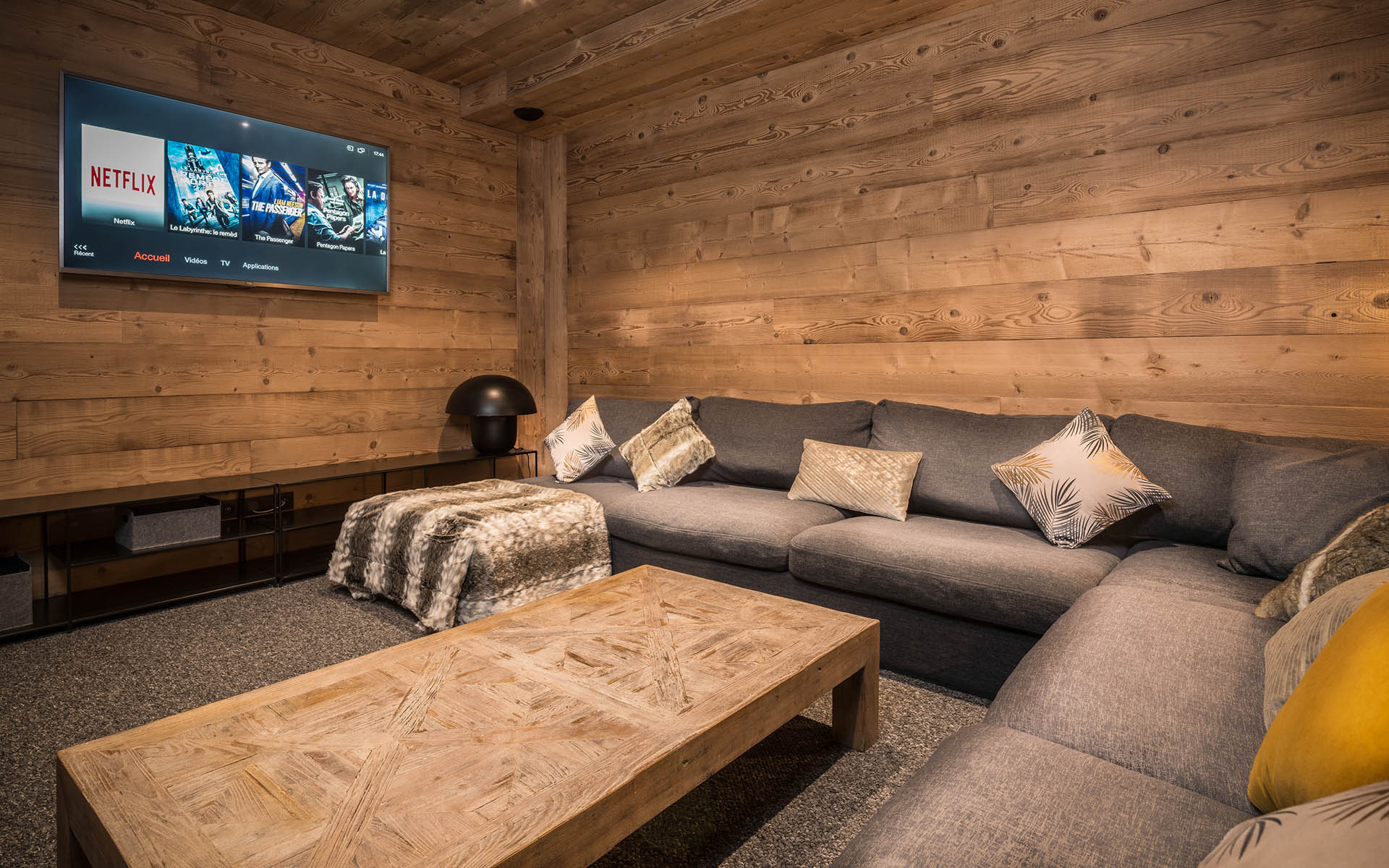 Chalet Phoebe, Meribel