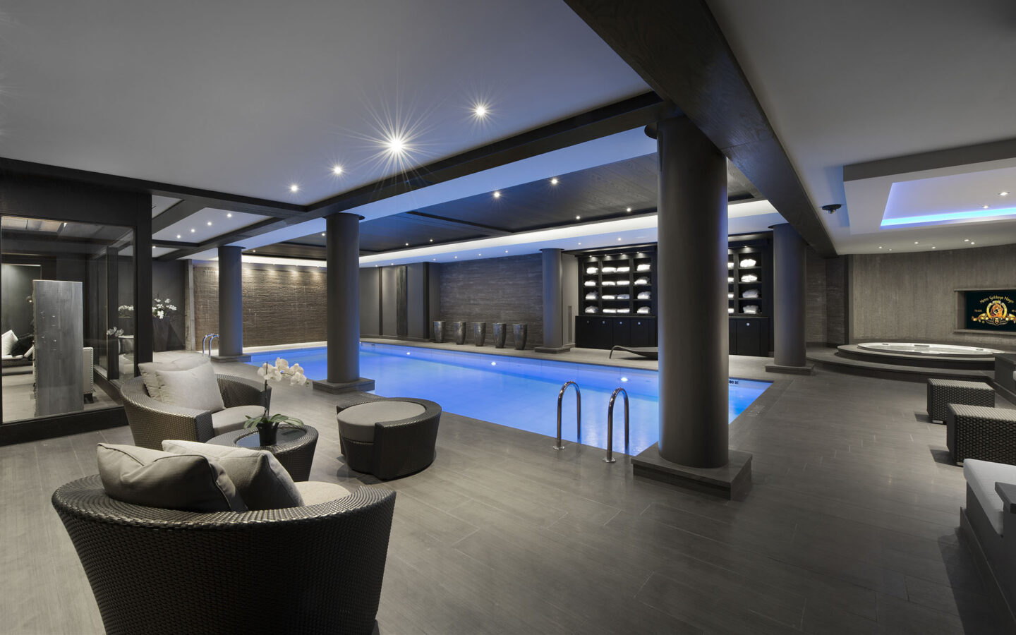 Luxury Ski Chalets With A Swimming Pool