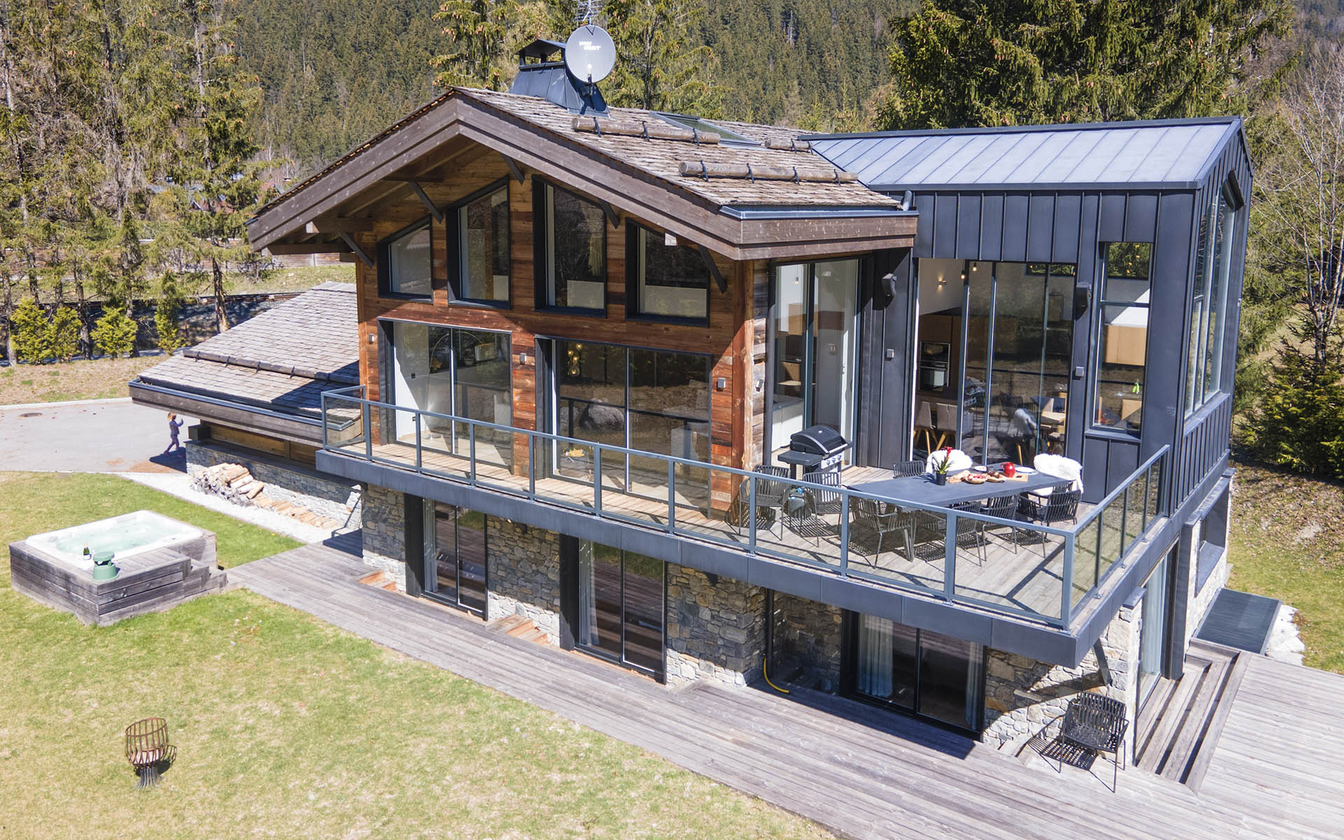 Chalet Elevation, Chamonix