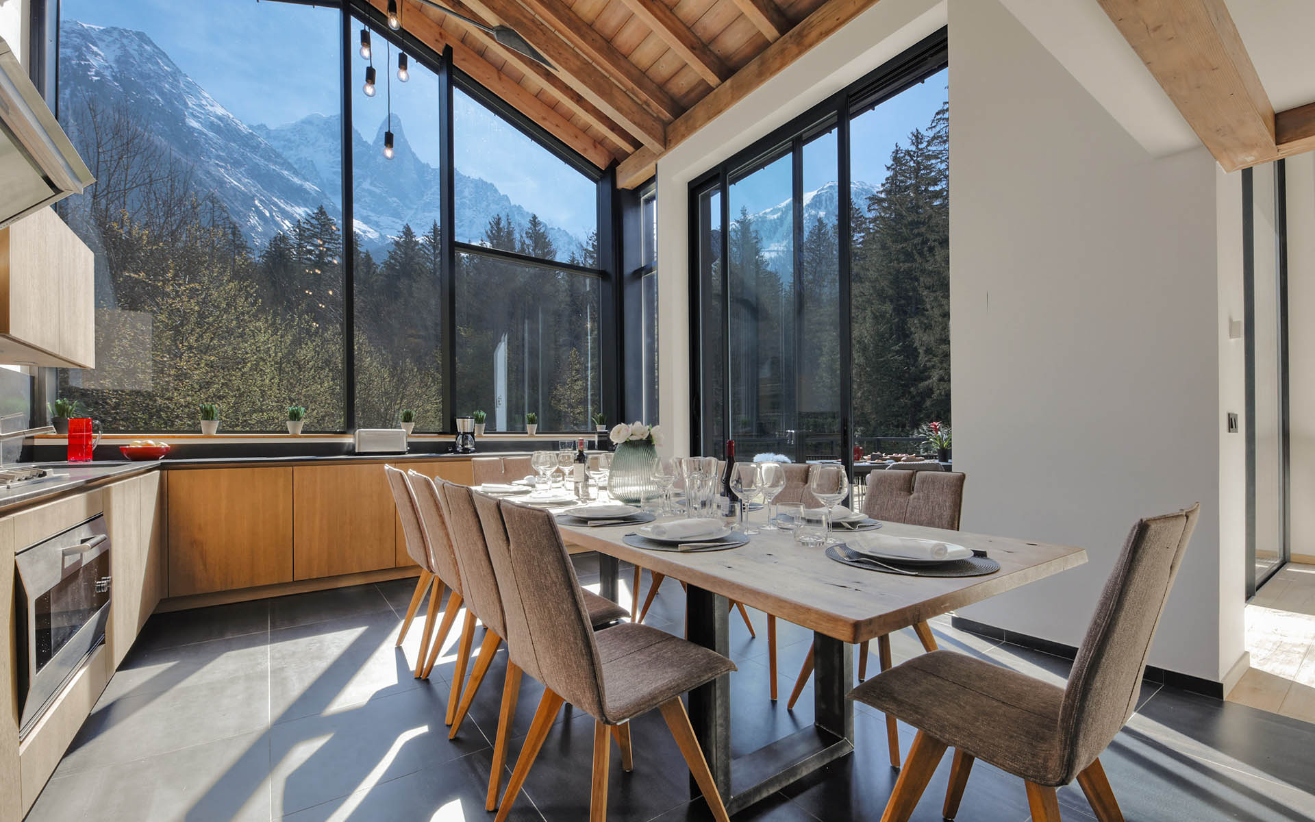 Chalet Elevation, Chamonix