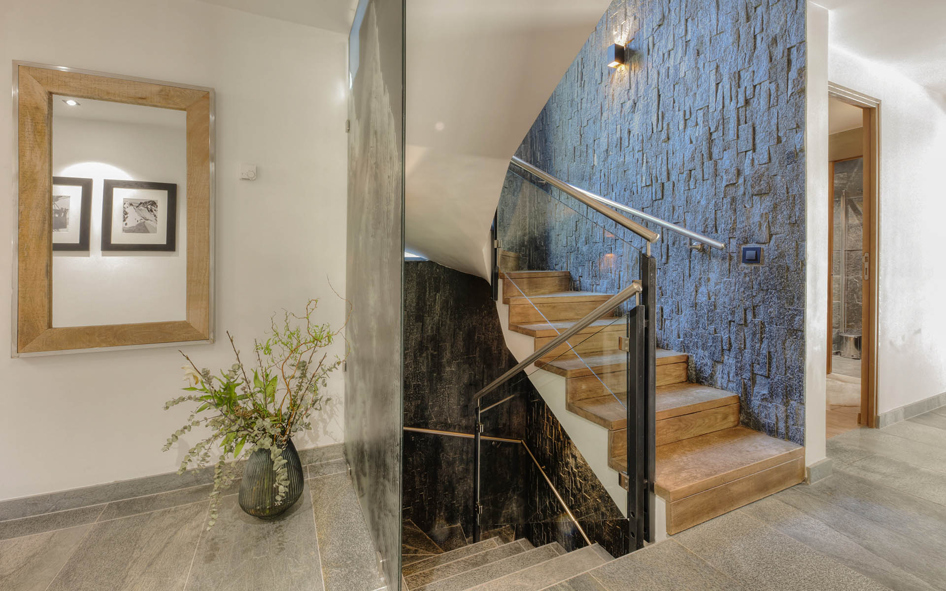 Chalet Elevation, Chamonix