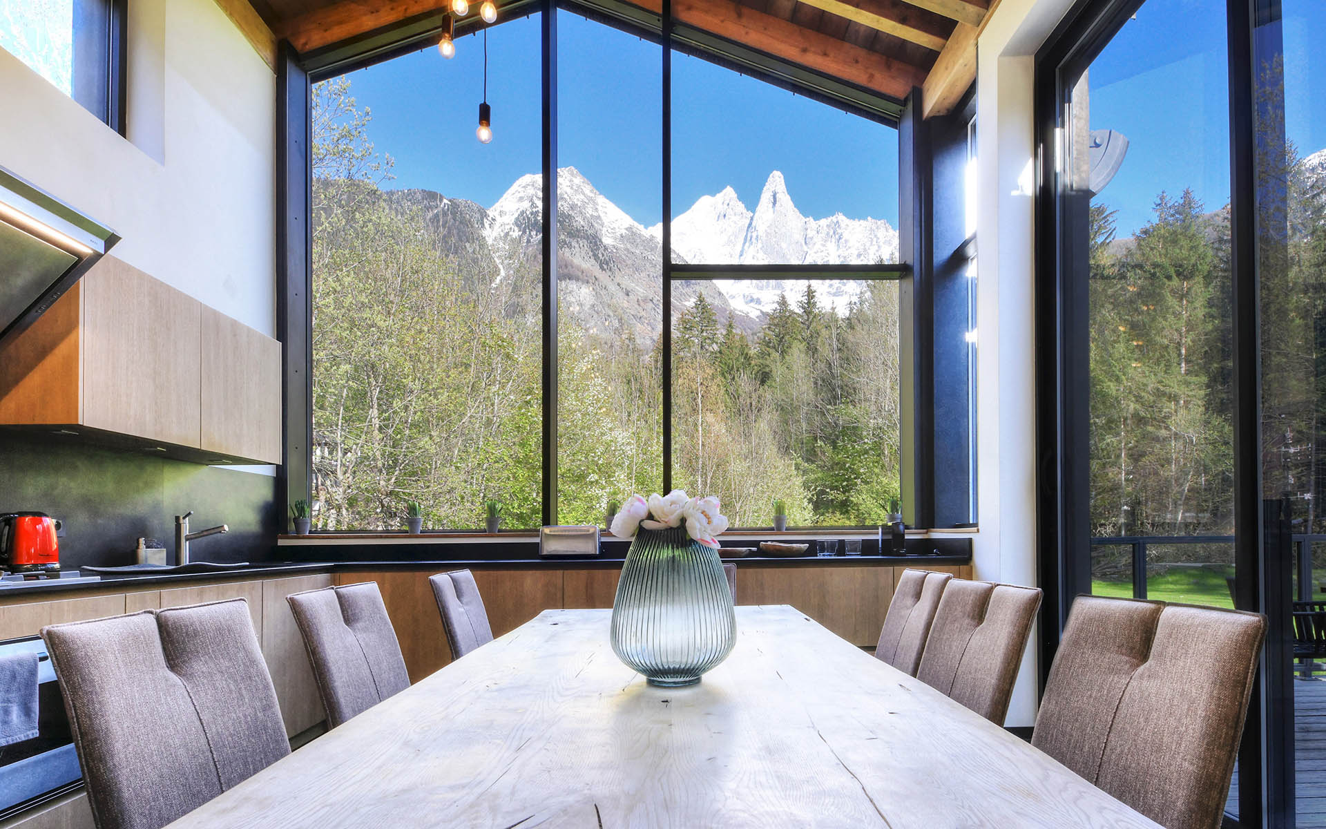 Chalet Elevation, Chamonix