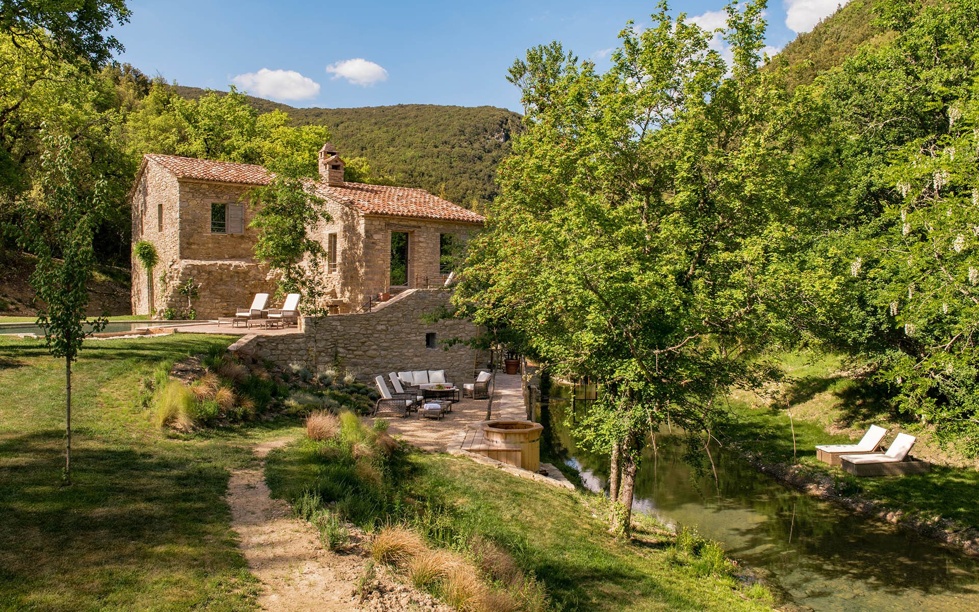 Villa Molinella, Umbria