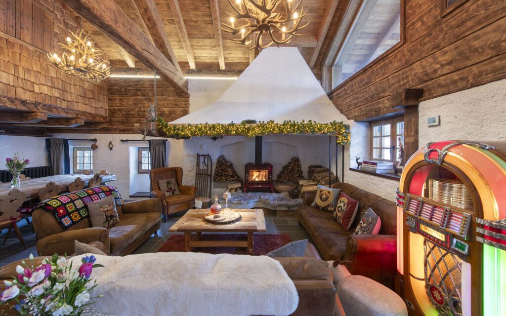 Chalet Doss Luxury Ski chalet Madonna di Campiglio Italy replace main room
