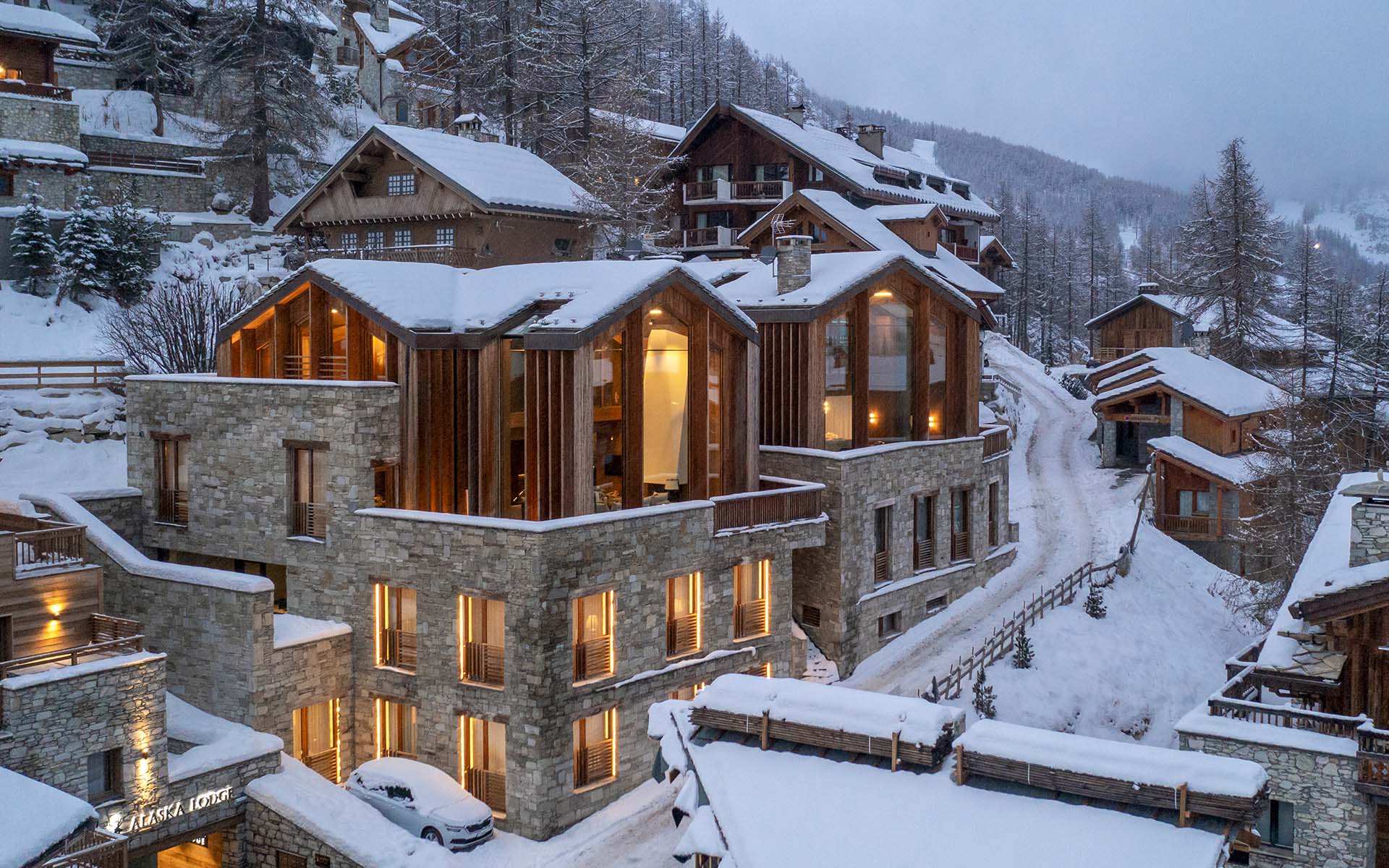 Etoile du Nord – West Wing Luxury Ski Chalet Val d’Isere France 34