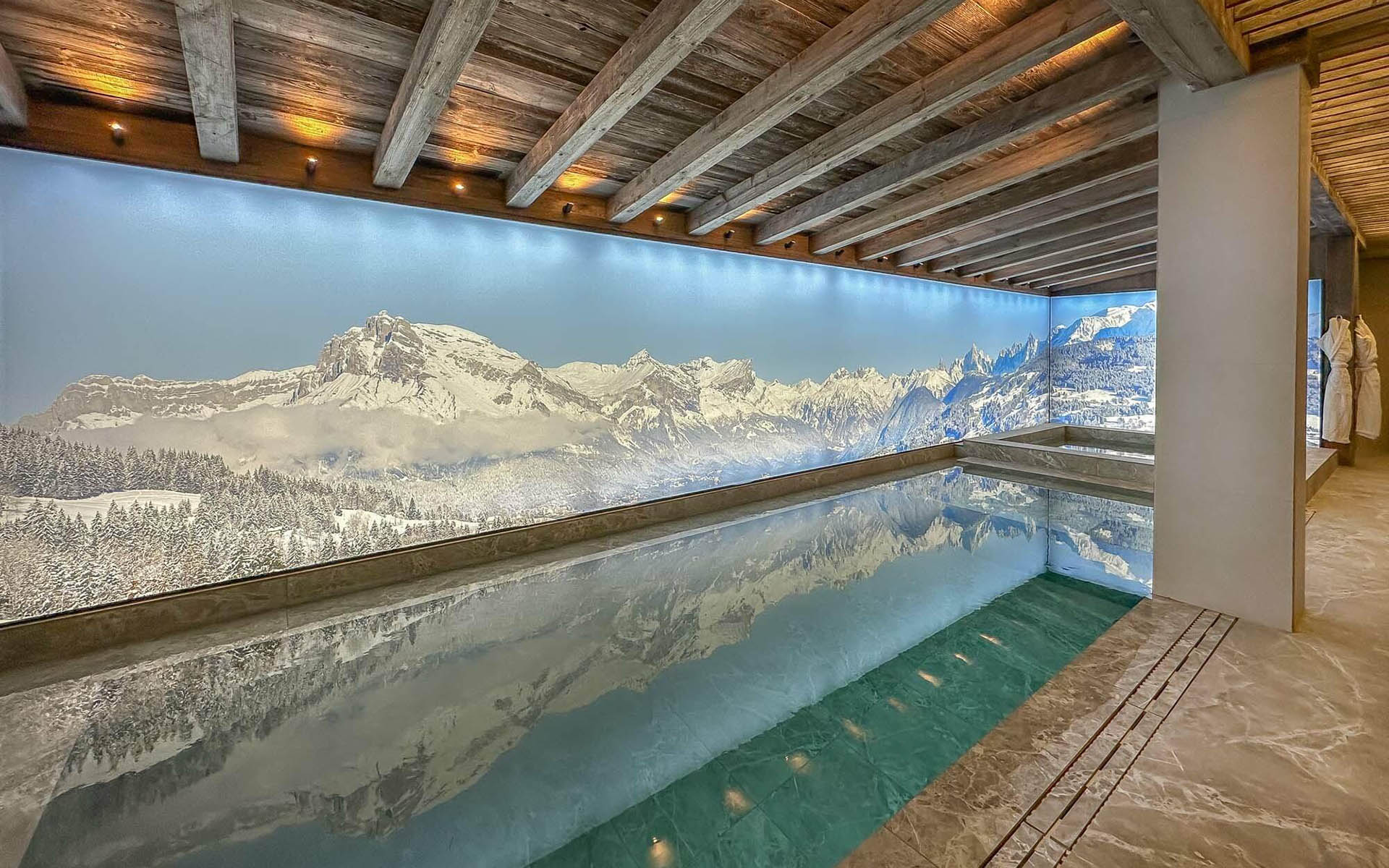 Chalet Bellarossa, Courchevel 1850