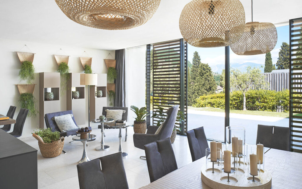 Landmark Apartment 3 luxury villa Lake Garda Living Area 1