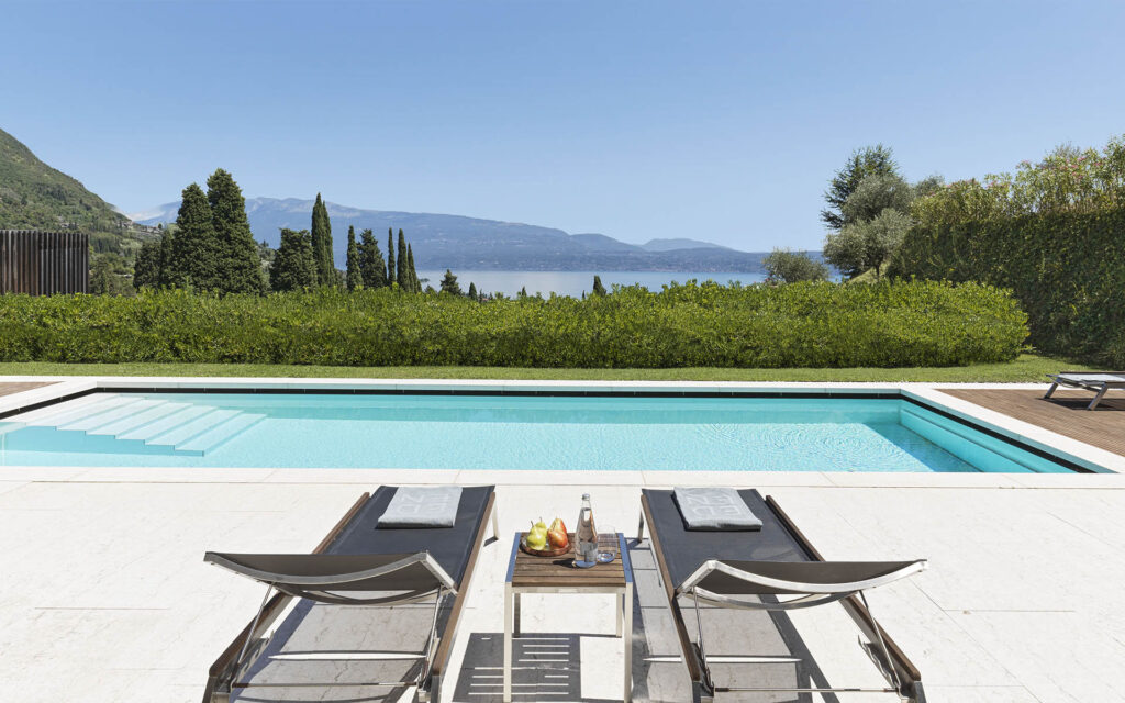Landmark Apartment 4 luxury villa Lake Garda Pool 001