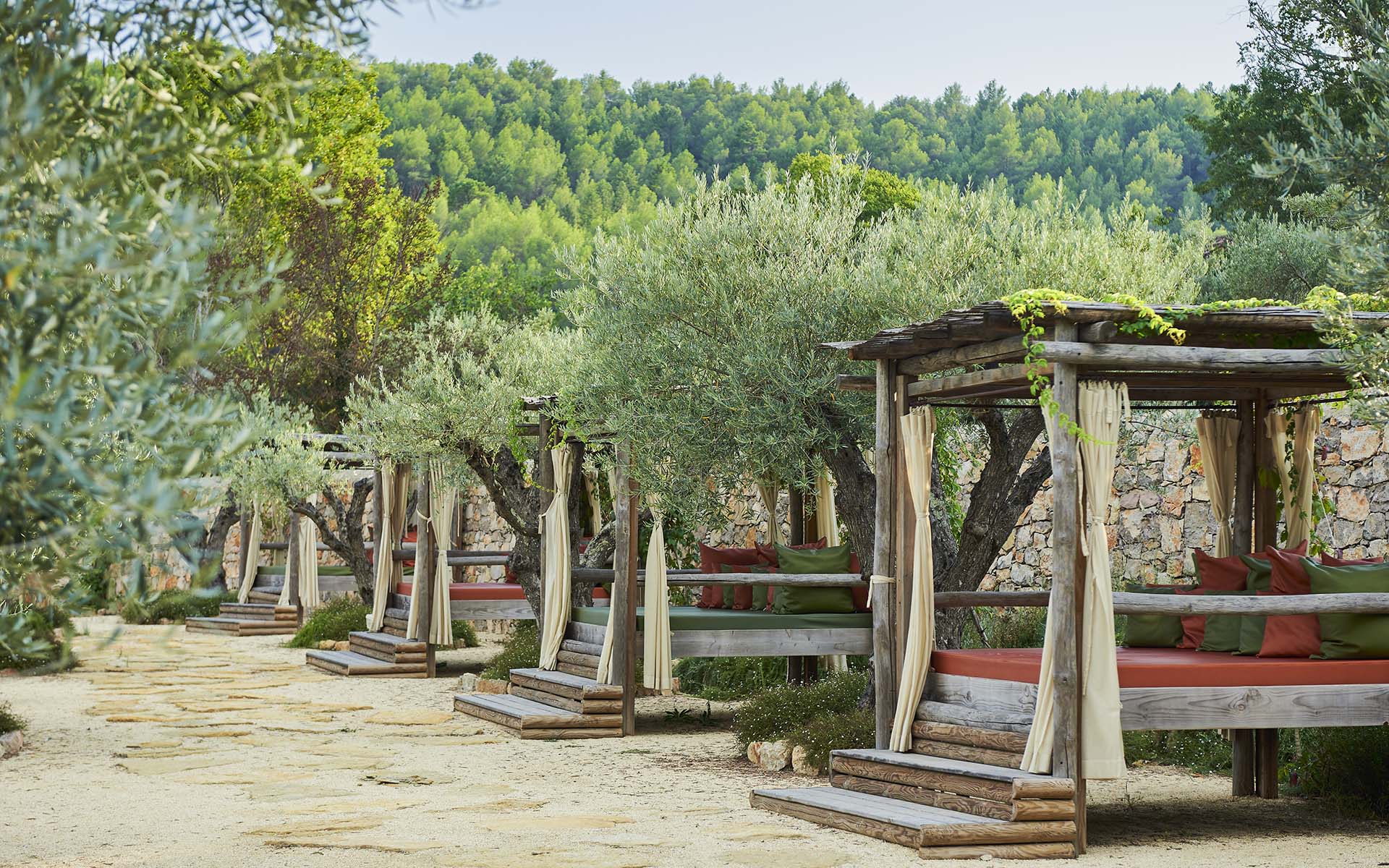 Le Chateau, Provence