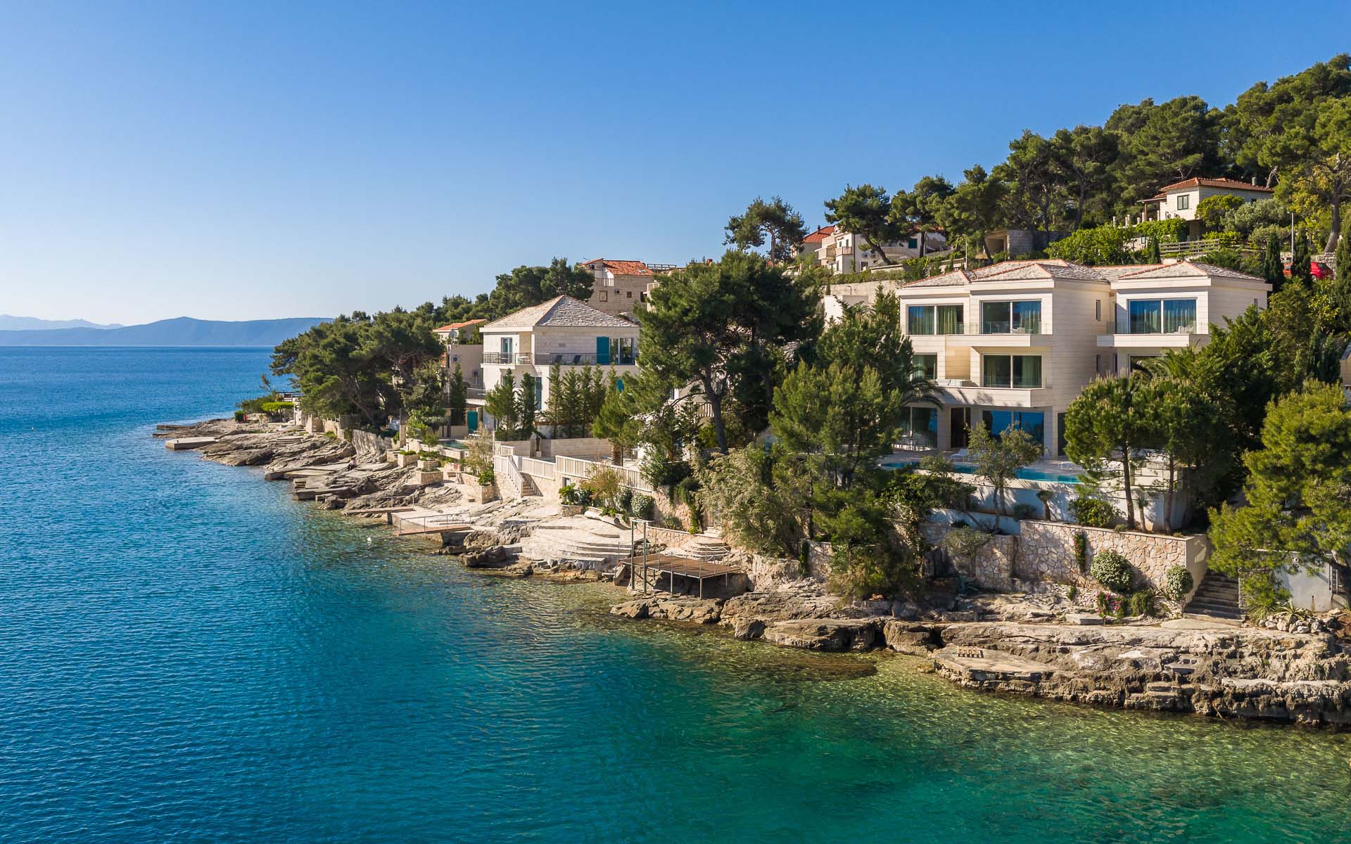 Villa Mila, Brač
