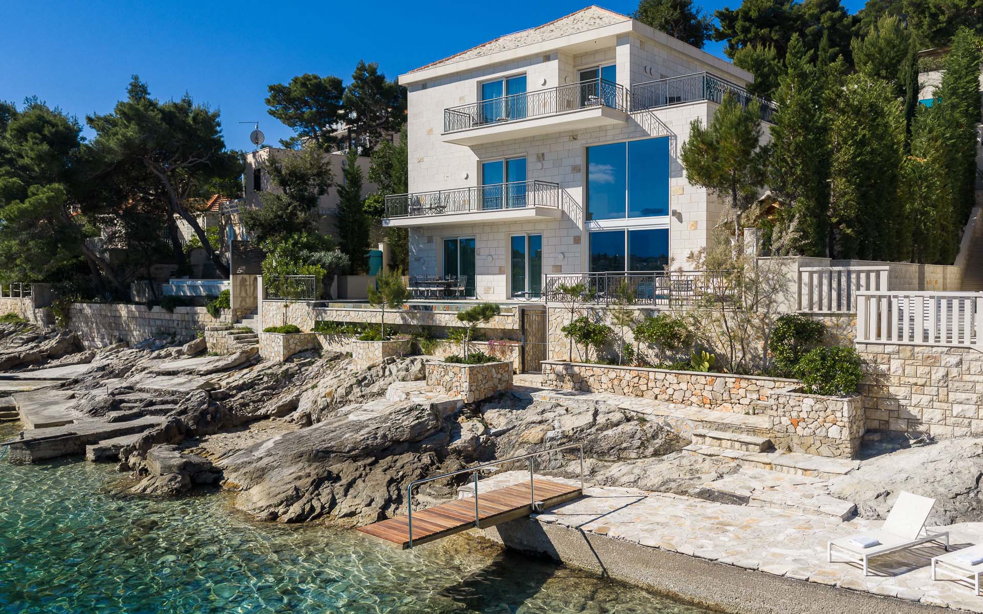 Villa Stara, Brač
