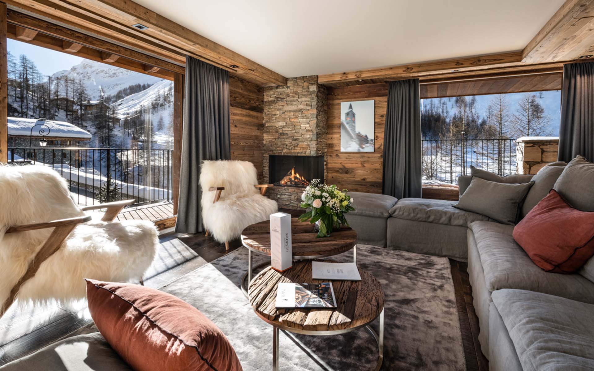 Vail Lodge 4 Bedroom Apartments, Val d’Isère