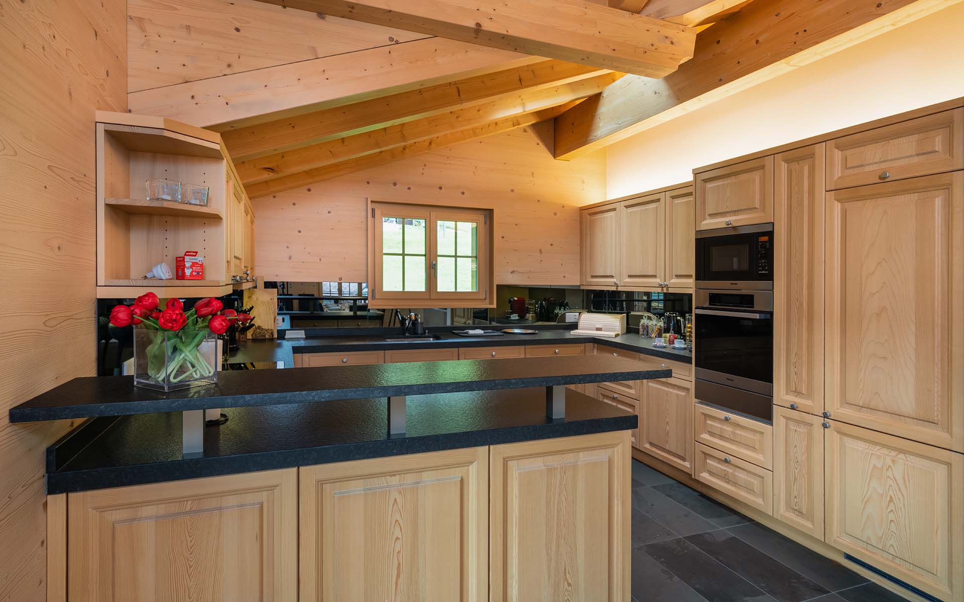 Chalet Alia, Grindelwald Firefly Collection