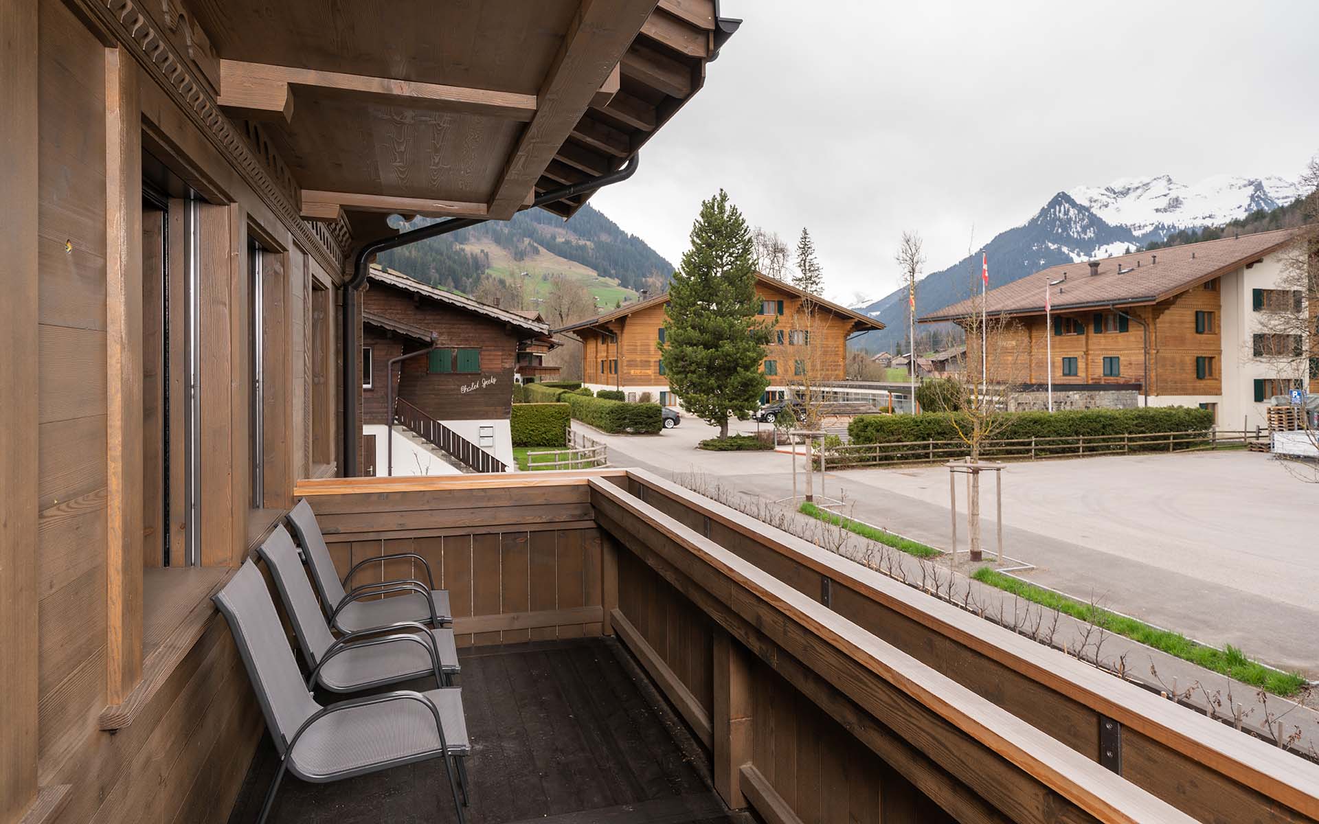 Swiss Apartment, Gstaad