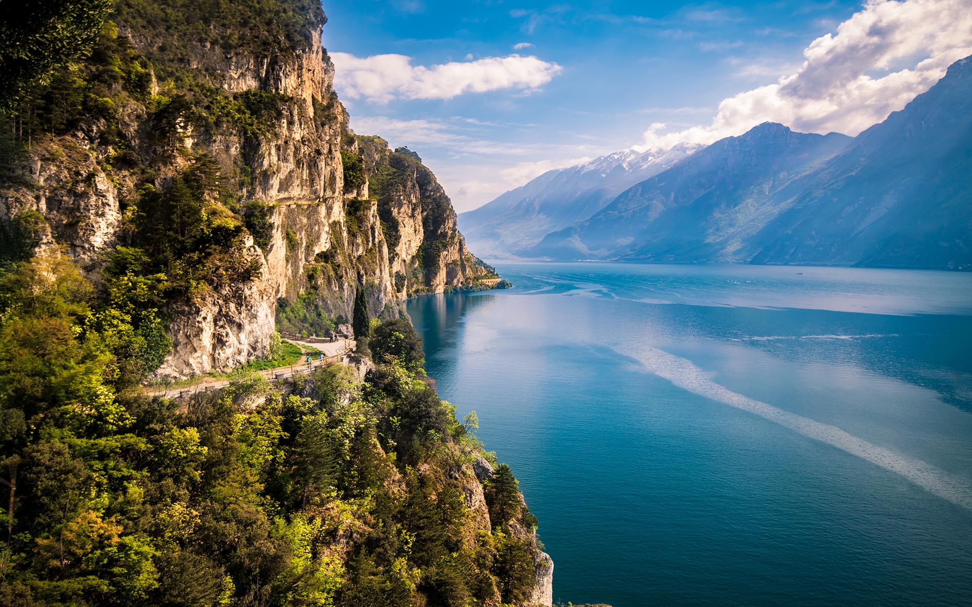 Luxury Villas in Lake Garda, Italy