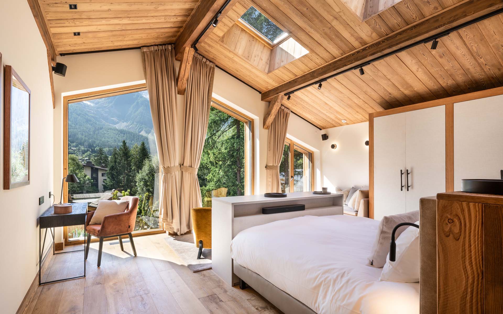 Granite Mountain Lodge Estate, Chamonix