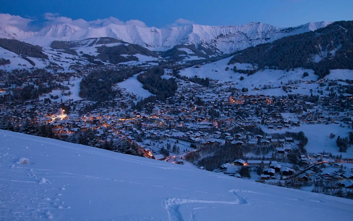 Luxury Ski Chalets in Megeve Tile