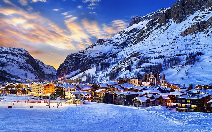 Luxury Ski Chalets In Val D Isere Tile, The Finest Luxury Ski Chalets &amp; Villas - Firefly Collection