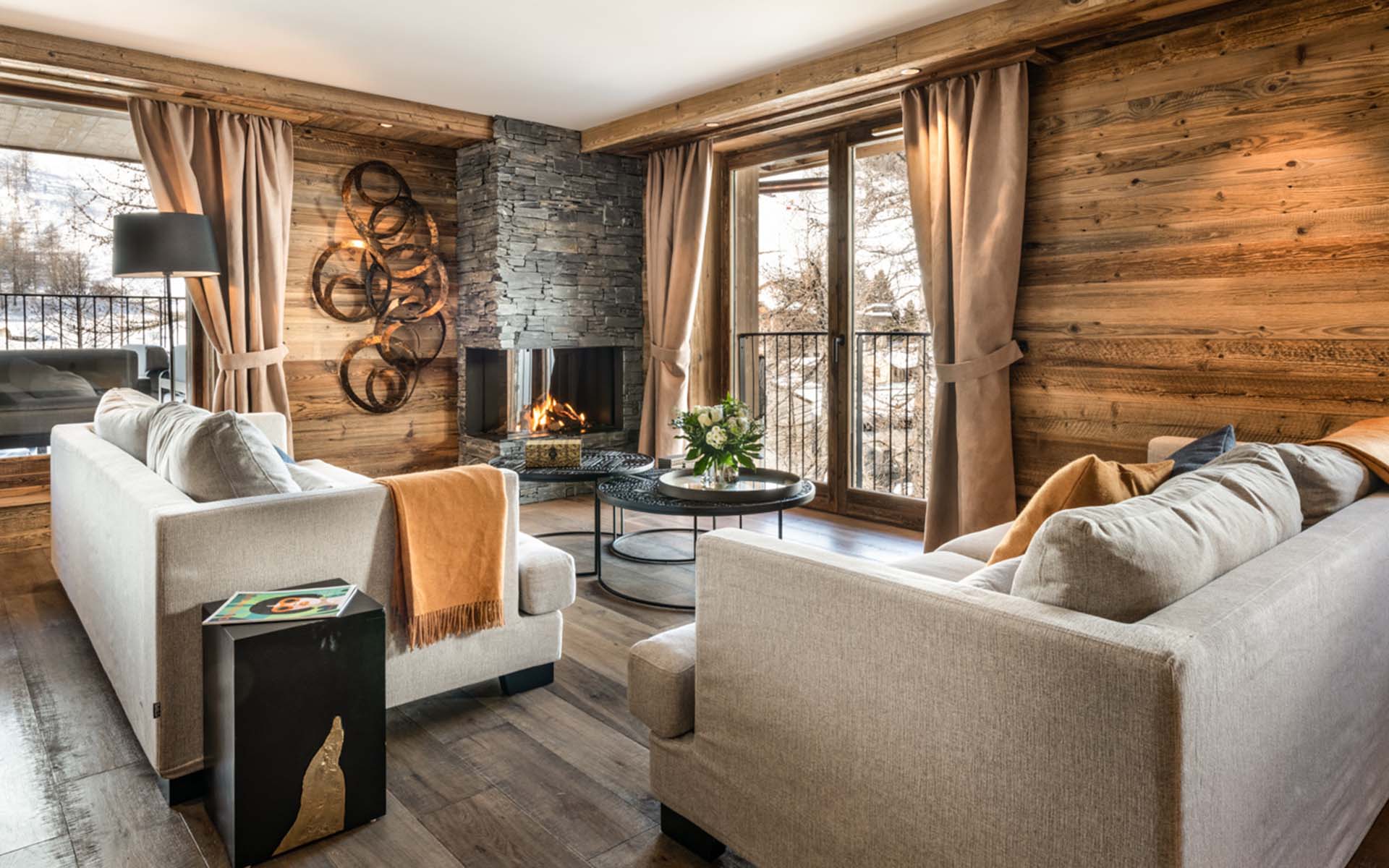 Vail Lodge 5 Bedroom Apartments, Val d’Isère