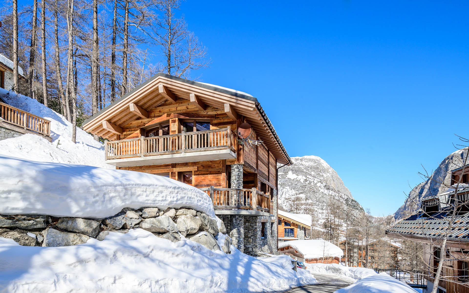 Chalet Acajuma Luxury Ski Chalet Val d’Isere France 12